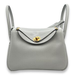 Lindy 26 Blue Pale in Clemence, Gold hardware