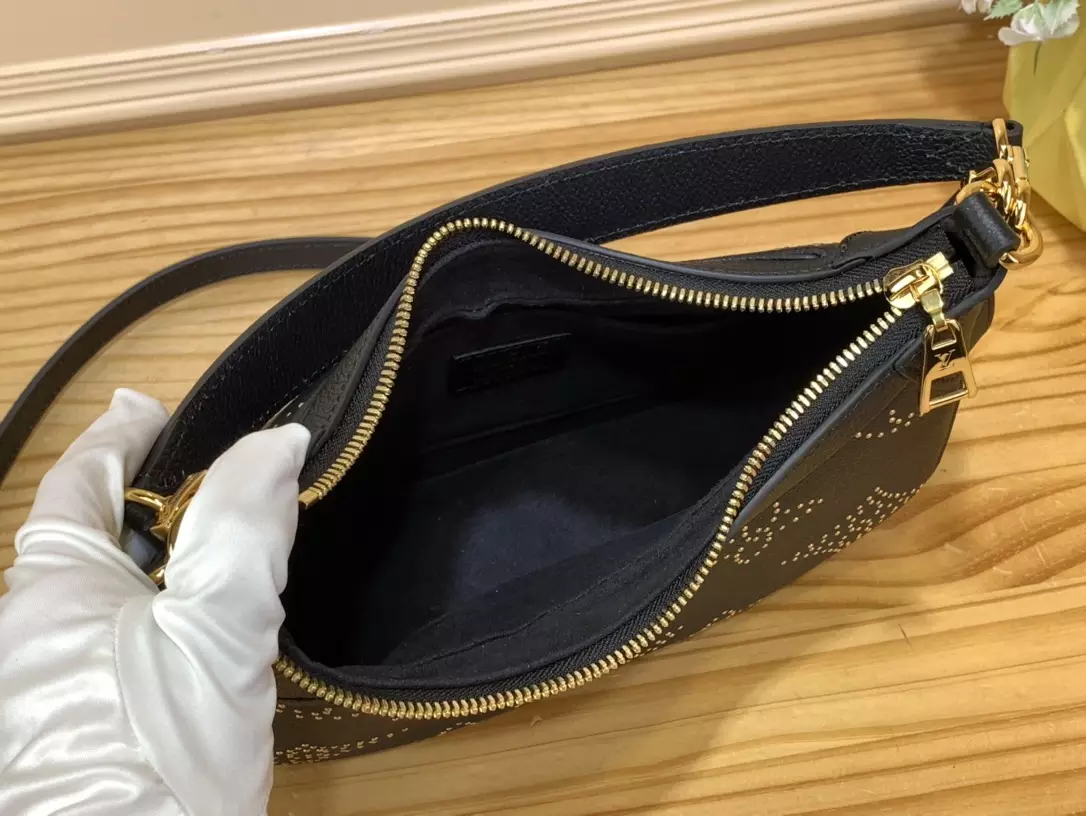 Bagatelle Monogram Empreinte - Repbags.is - Image 10