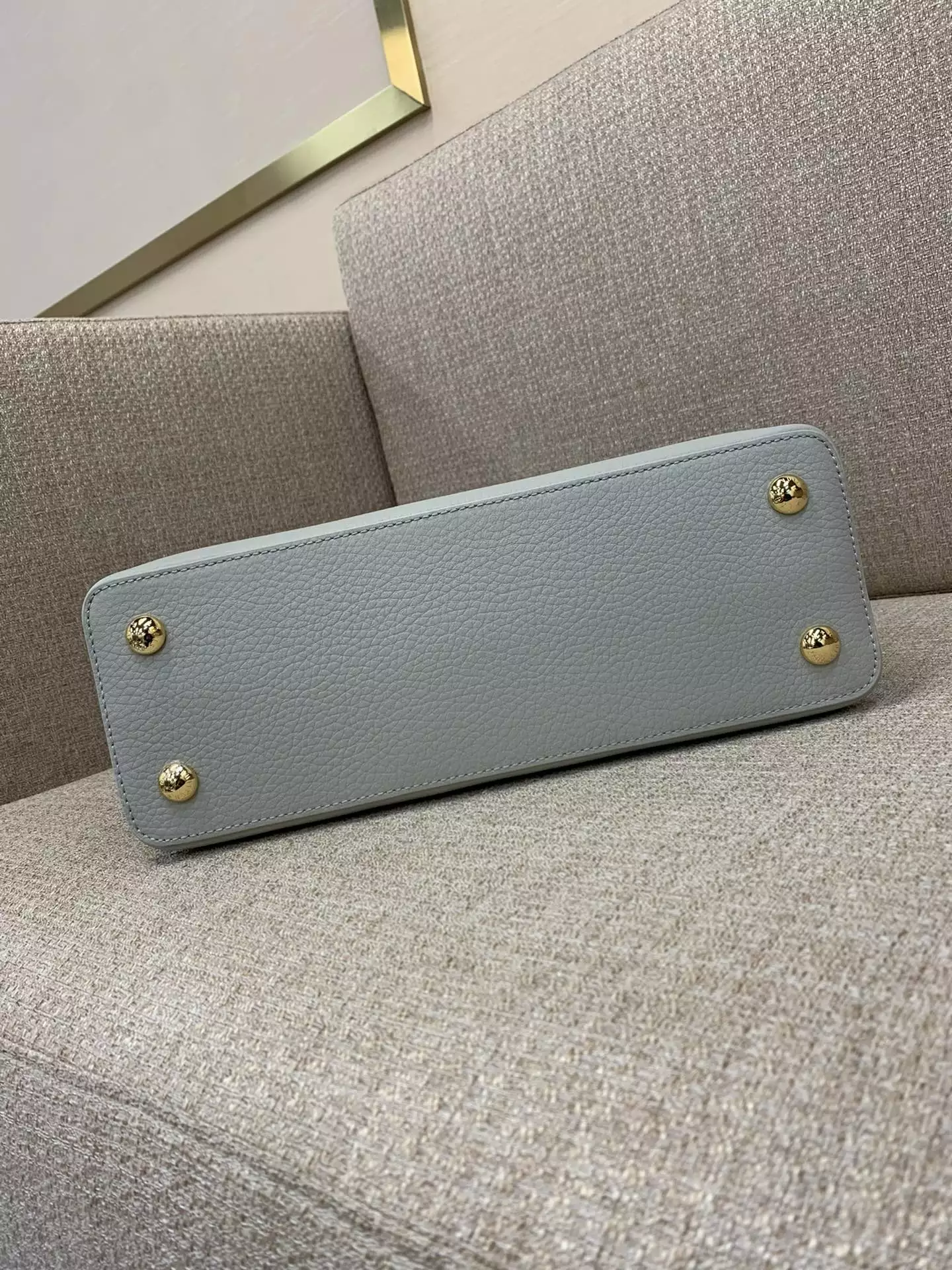 Capucines MM Blossom Chain Handbag Ice Grey - Repbags.is - Image 11