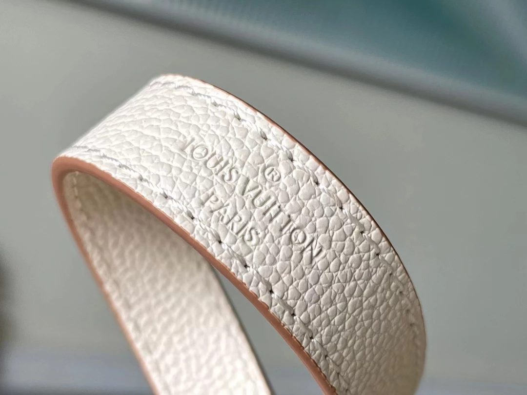 Buci Epi Leather Bag - LB278 - Image 11