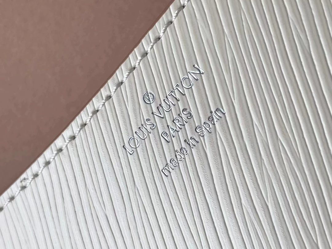 Buci Epi Leather Bag - LB278 - Image 10