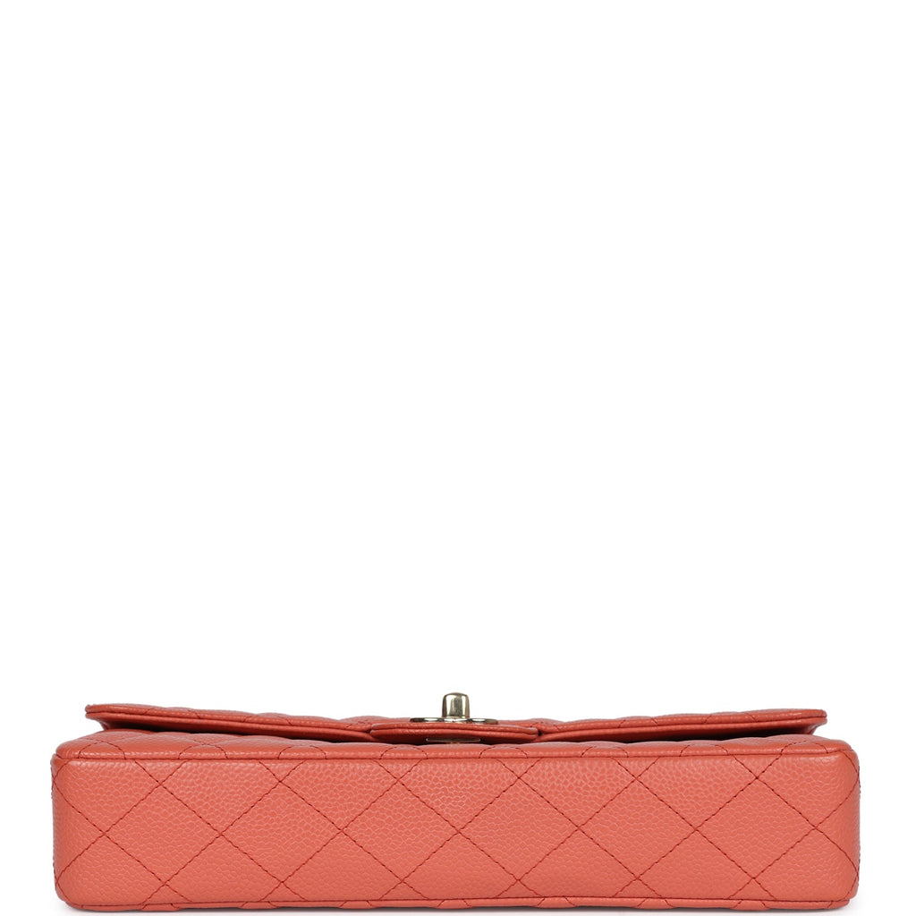 Vintage Chanel Classic East West Single Flap Coral Caviar Light Gold Hardware - Image 7