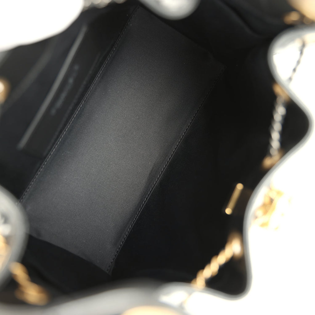 Chanel Small 25 Hobo Bag Black Shiny Crumpled Calfskin Mixed Metal Hardware - Image 9