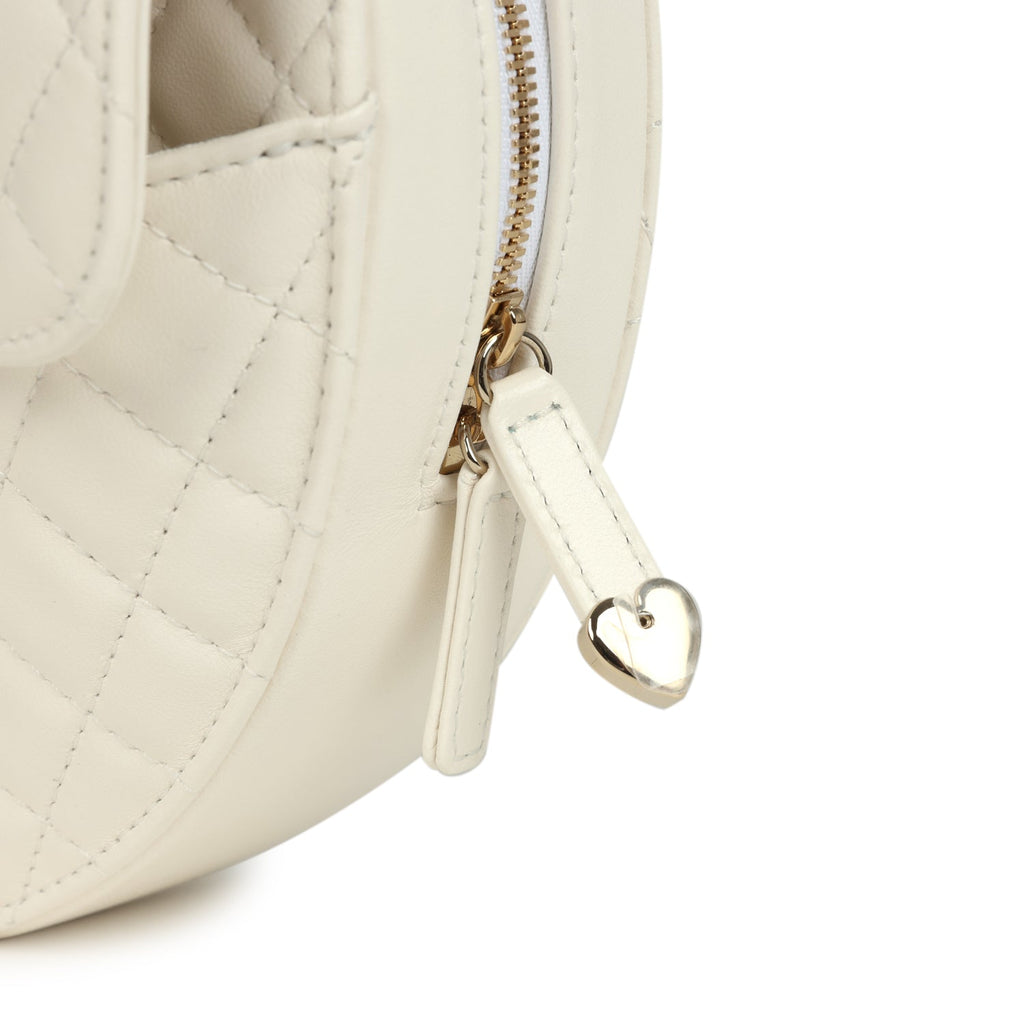Chanel CC In Love Large Heart Bag with Chain White Lambskin Light Gold Hardware - Image 7
