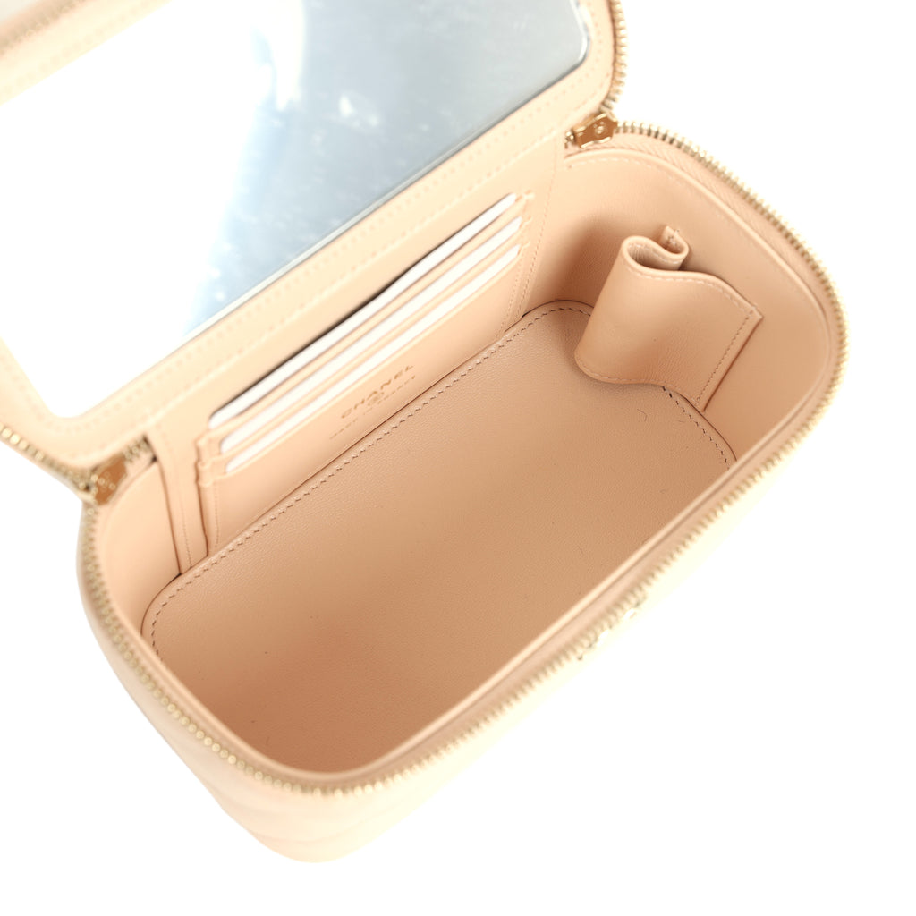 Chanel Small Top Handle Vanity Case Light Beige Lambskin Light Gold Hardware - Image 8