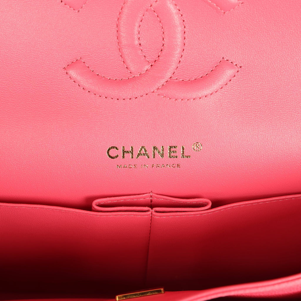 Pre-owned Chanel Medium Classic Double Flap Bag Dark Pink Shiny Caviar Gold Hardware - Image 9