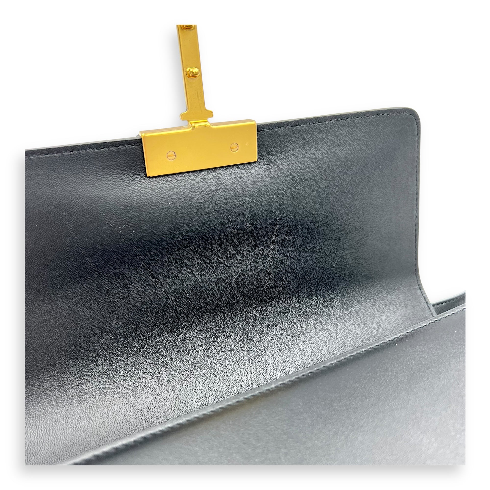 30 Montaigne Shoulder Bag Medium Black in Calfskin, Gold hardware - Image 10