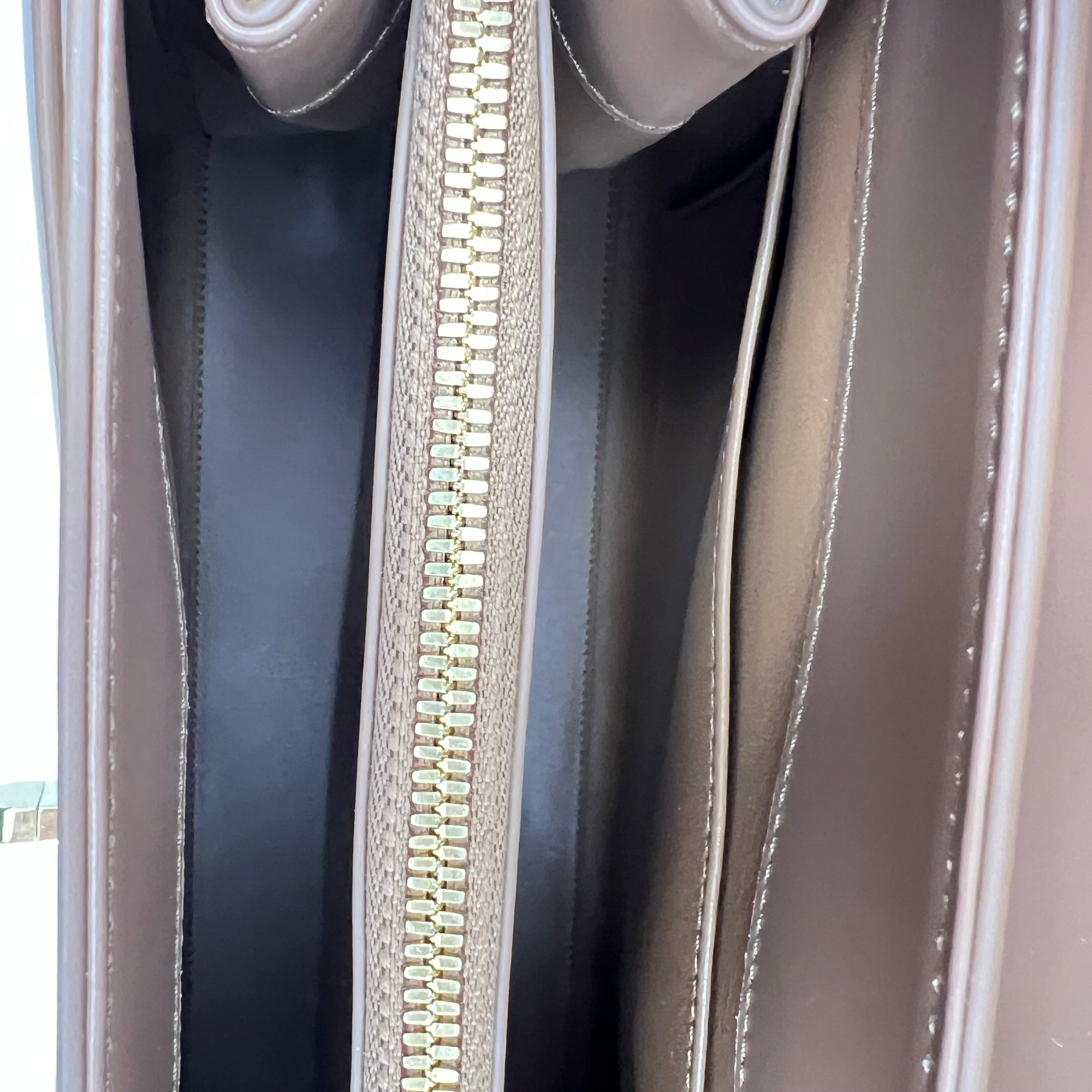 16 Top Handle Bag Brown in Calfskin, Gold hardware - Image 11