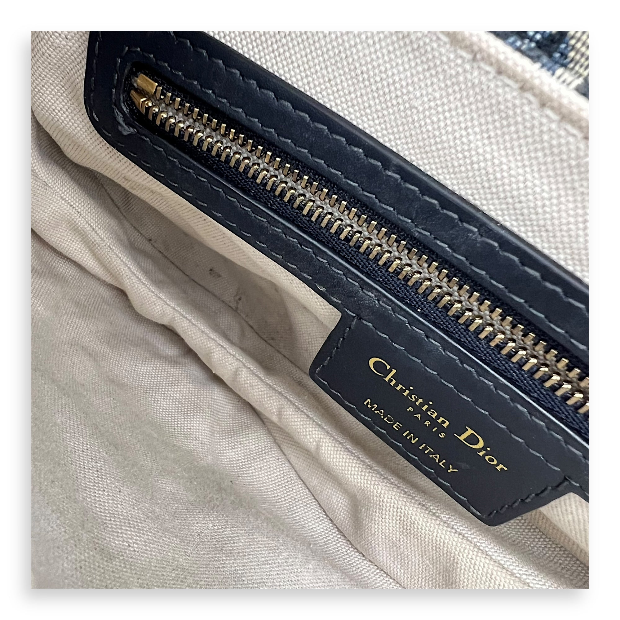 Saddle Medium Blue Shoulder Bag in Jacquard, Gold hardware - Image 7