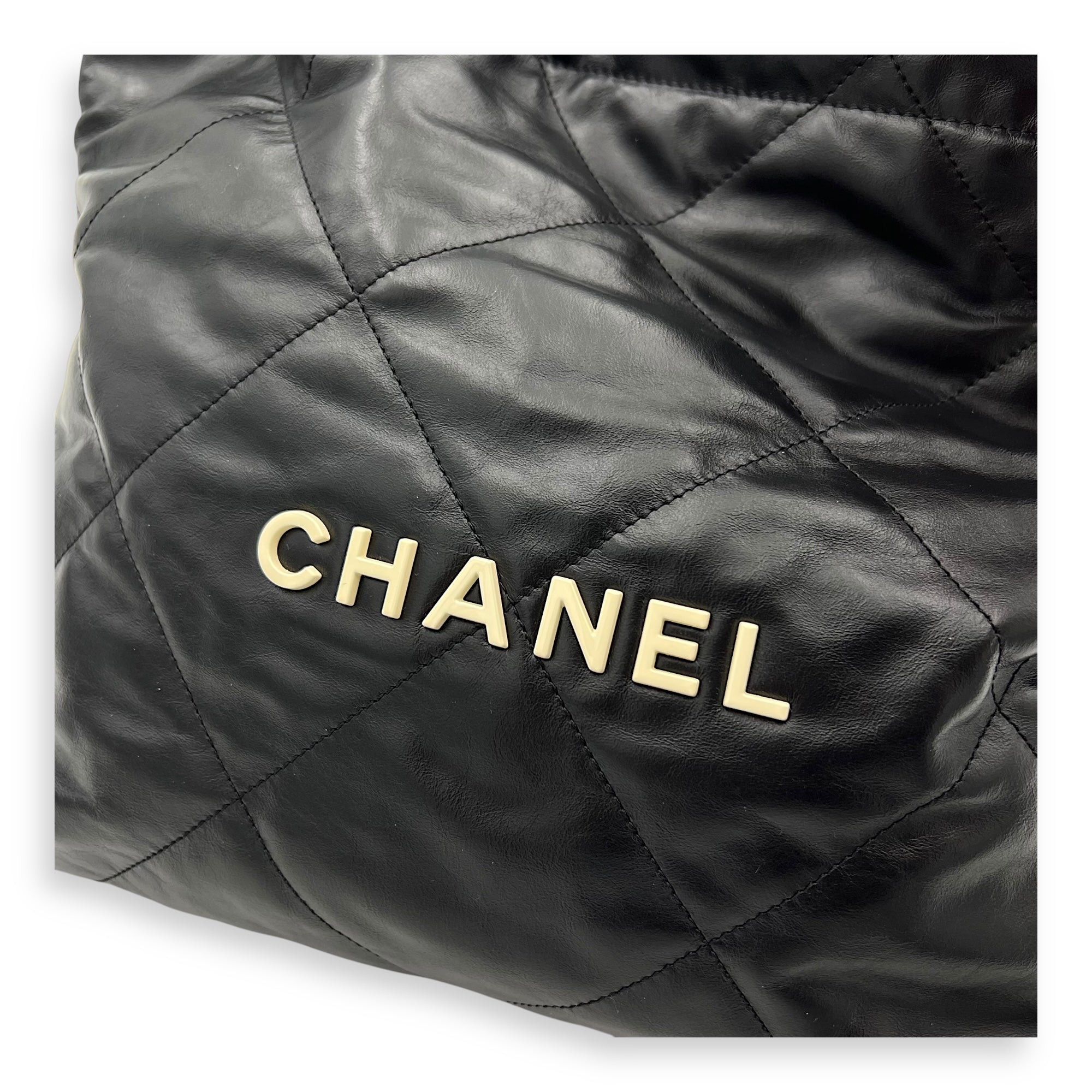 22 Tote Tote Bag Small Black in Calfskin, Gold hardware - Image 9