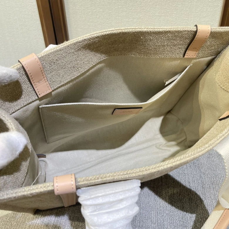 Chloé Medium Woody Tote Bag - MB010 - Image 8