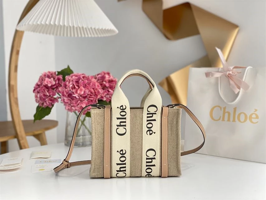 Chloé Small Woody Tote Bag Linen canvas Calfskin With Chloé Logo - MB022 - Image 3