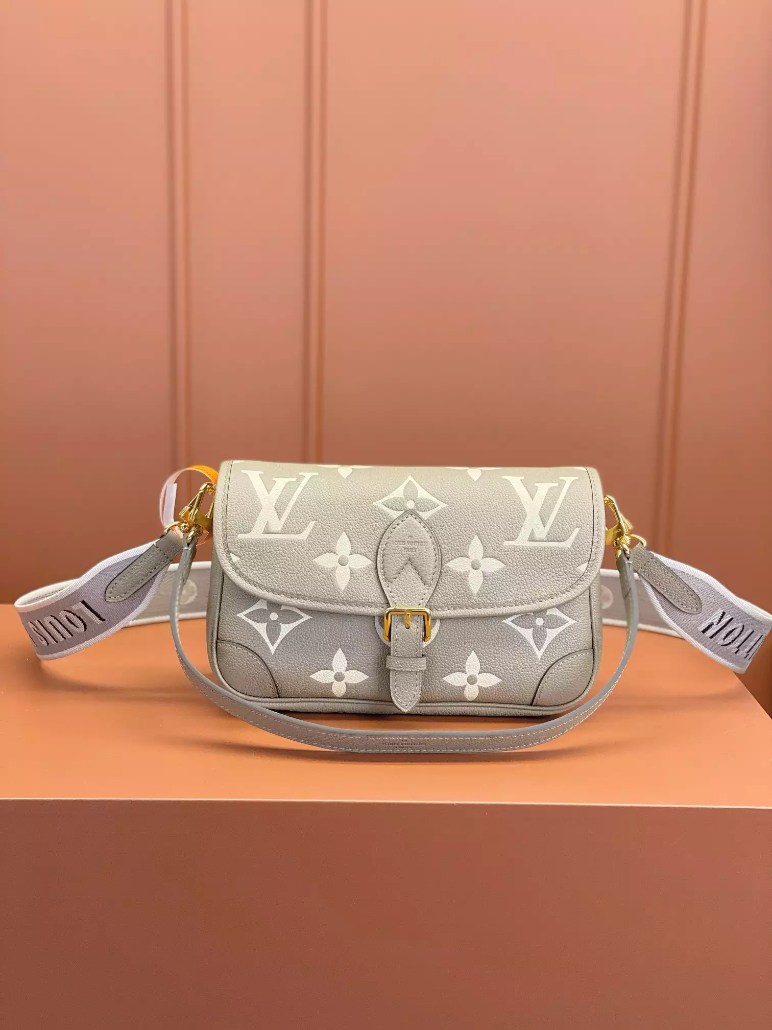 Diane Monogram Empreinte Tourterelle Beige/Cream - Repbags.ru - Image 3