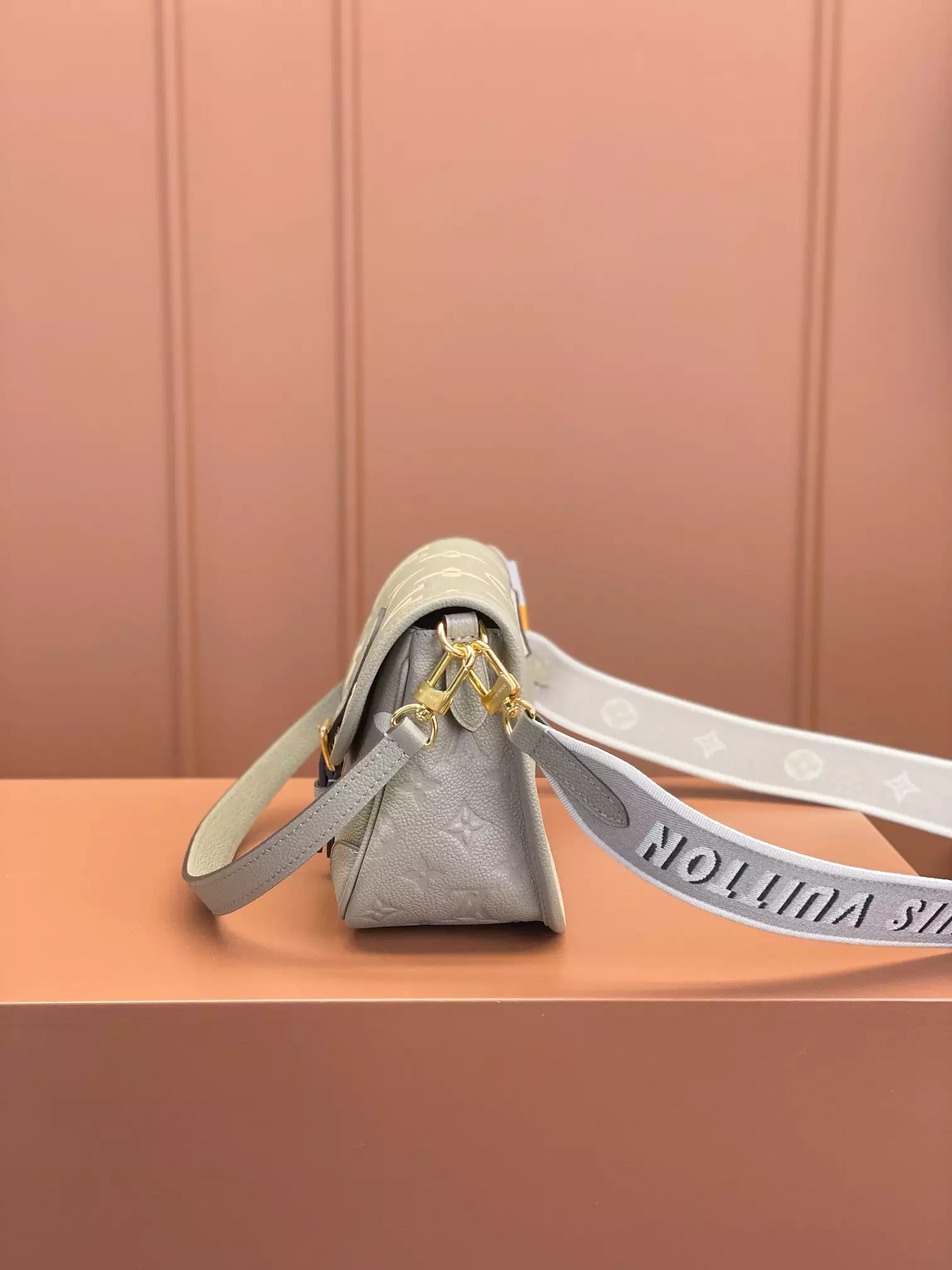 Diane Monogram Empreinte Tourterelle Beige/Cream - Repbags.ru - Image 7