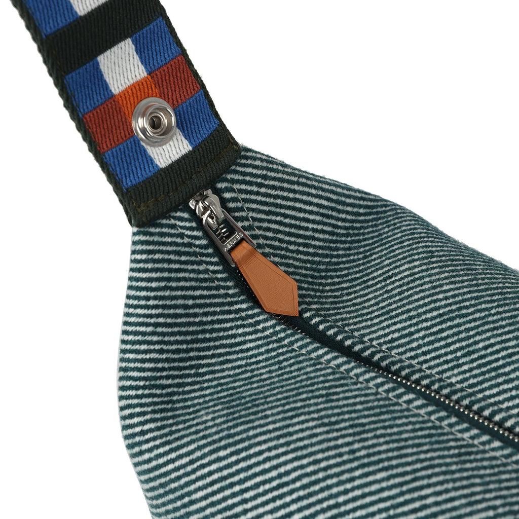 Hermes Bride-A-Brac Au Carre Case PM Vert Foret H Natte Canvas and Wool Palladium Hardware - Image 8