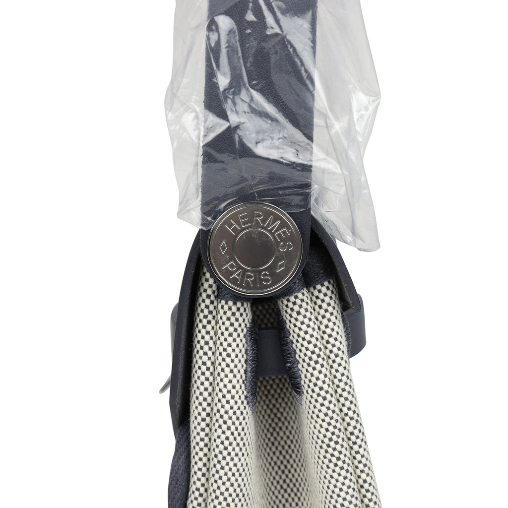 Hermes Herbag Zip 20 Mini Ecru and Ardoise Toile H Canvas and Ardoise Vache Hunter Palladium Hardware - Image 7