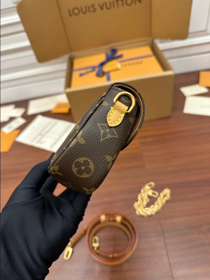 Ivy Wallet On Chain Bag - LB243 - Image 6