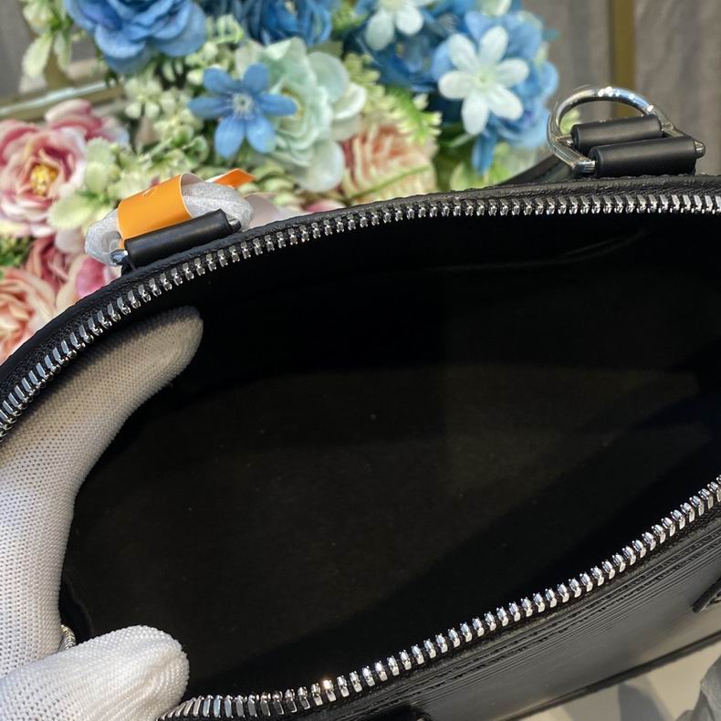 Louis Vuitton Alma BB Black Epi grained - Image 5