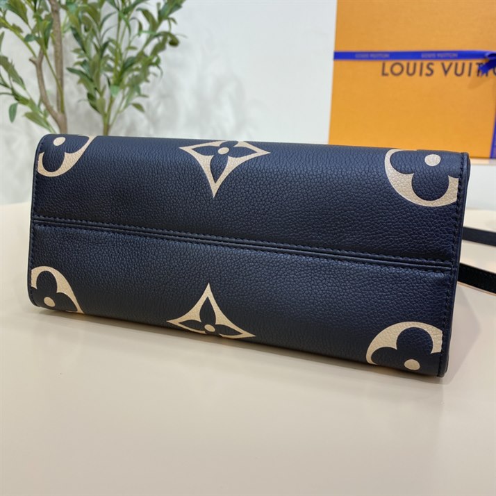 Louis Vuitton Onthego PM Tote Bag - Image 6
