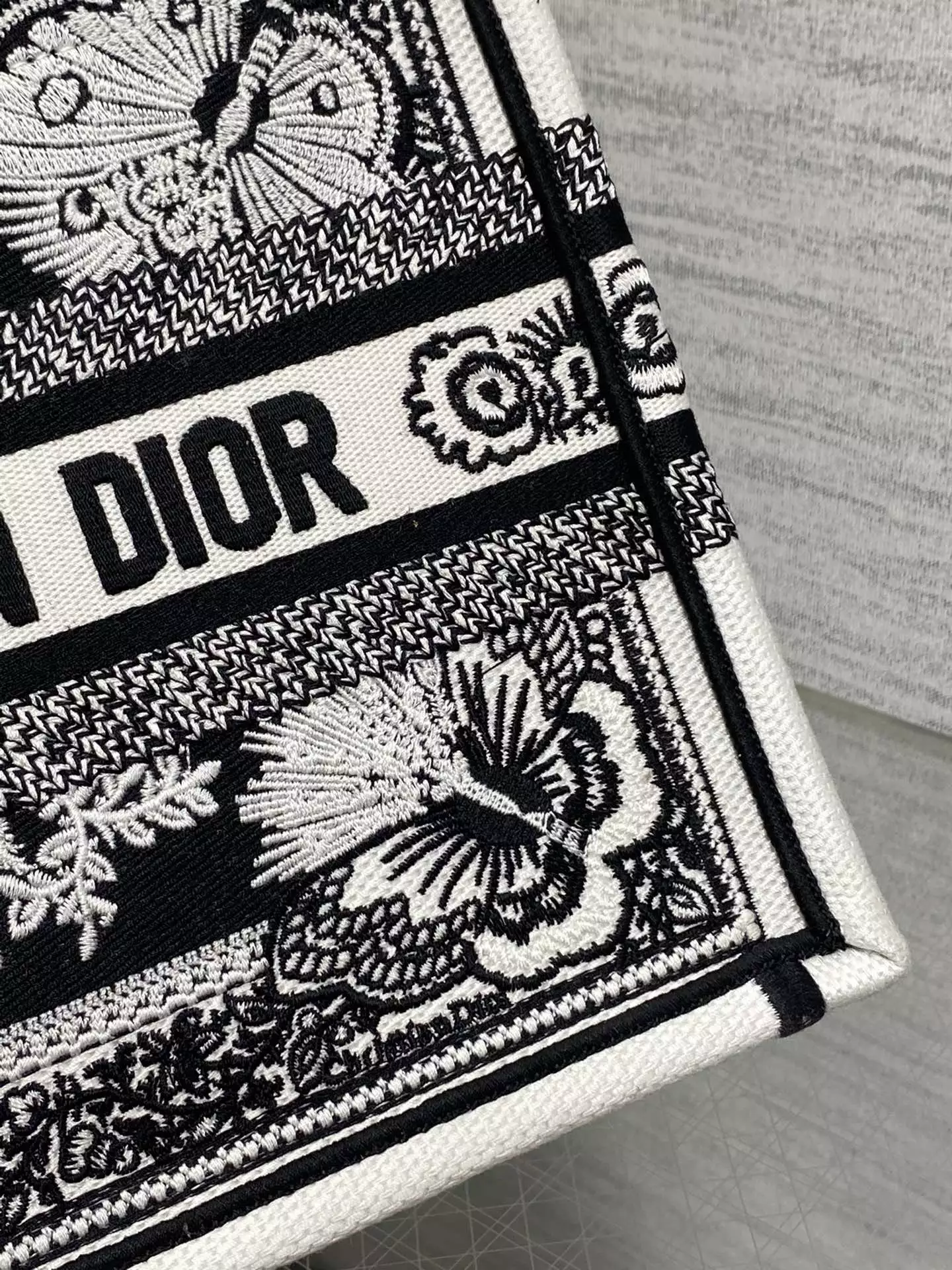 Medium Dior Book Tote Black and White - Repbags.ru - Image 9