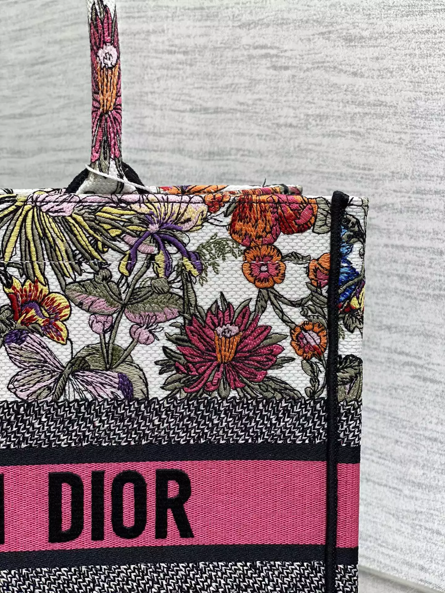 Medium Dior Book Tote Mexico Millefiori Embroidery - Repbags.ru - Image 7