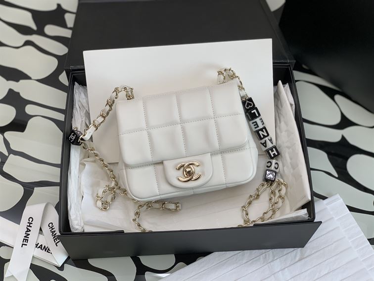 Mini Flap Bag Lambskin Gold-Tone Metal White - Image 3