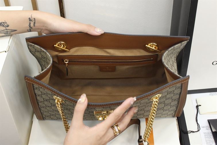 Padlock medium GG shoulder bag Beige/ebony brown leather detail - GB086 - Image 6