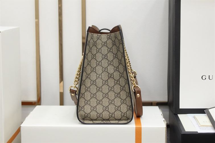 Padlock medium GG shoulder bag Beige/ebony brown leather detail - GB086 - Image 9