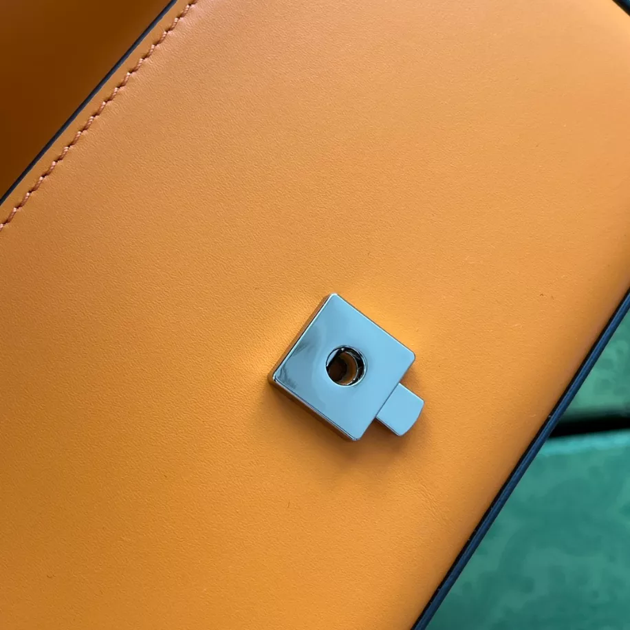 Petite GG Small Shoulder Bag - Image 5