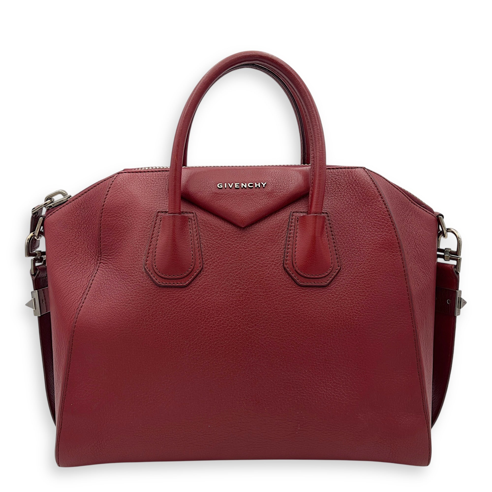 Antigona Medium Red Top Handle Bag in Goat Leather, Gold hardware