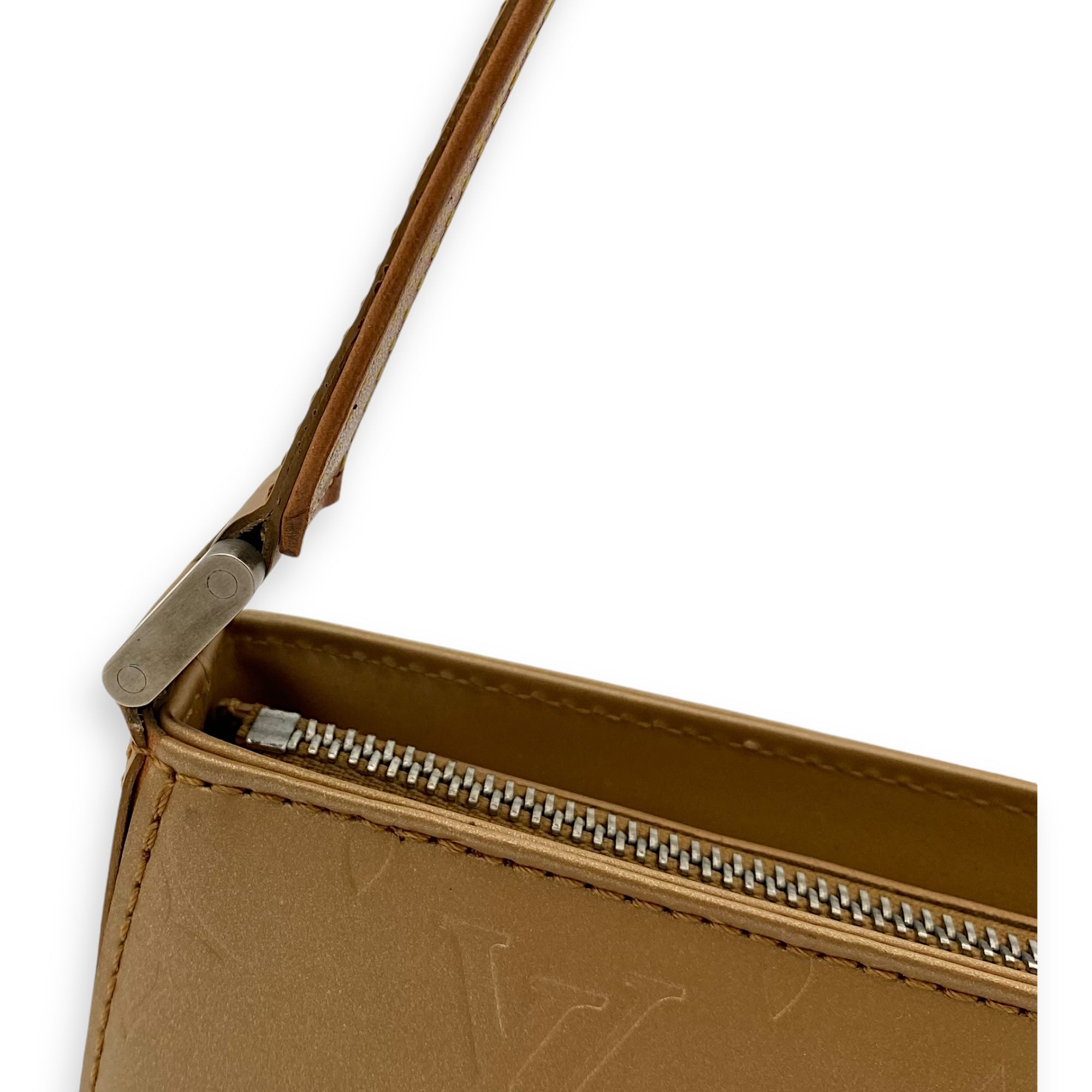 Mat Fowler Shoulder Bag Gold in Calfskin, Silver hardware - Image 17
