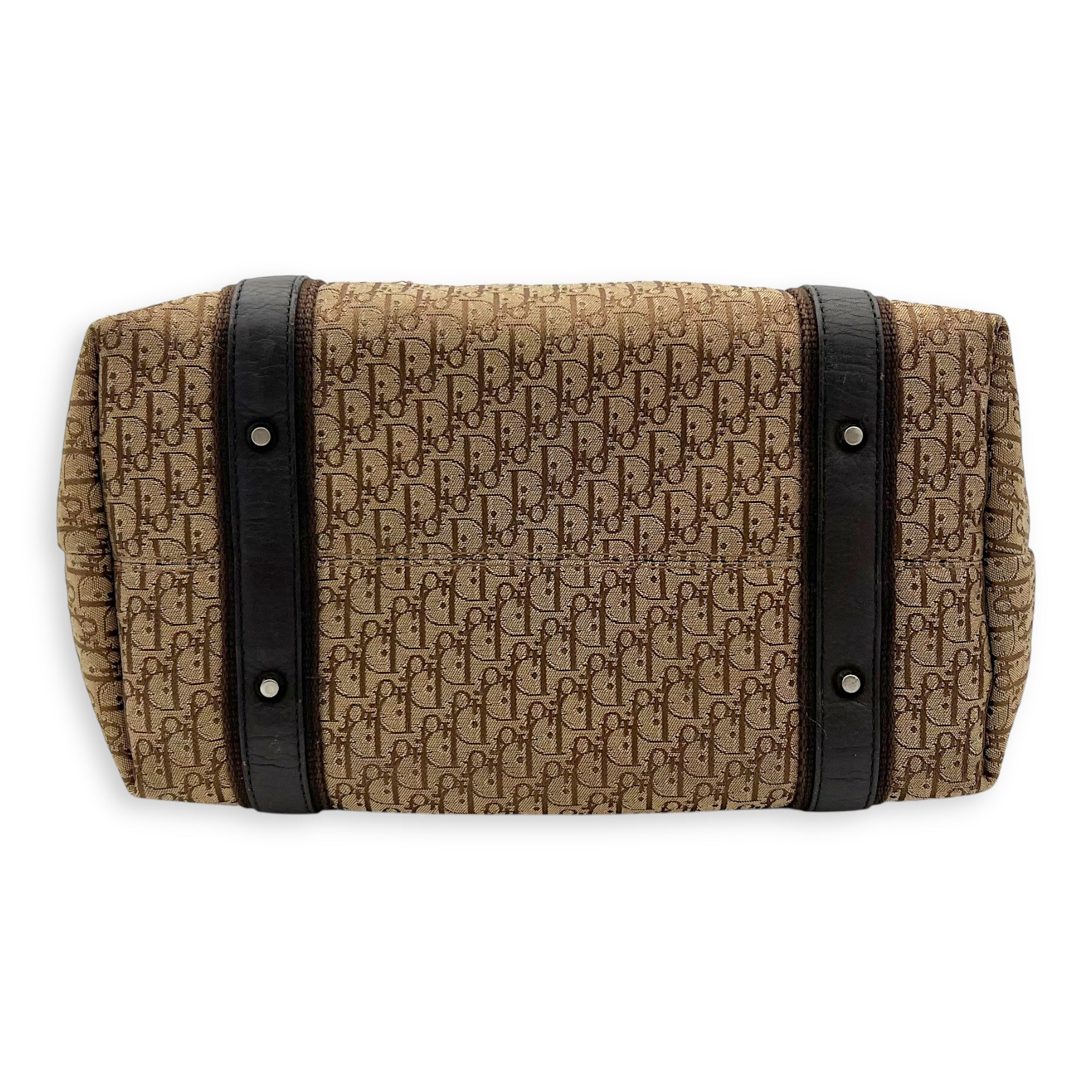 Street Chic Hobo Brown Shoulder Bag in Jacquard, Silver hardware - Image 6