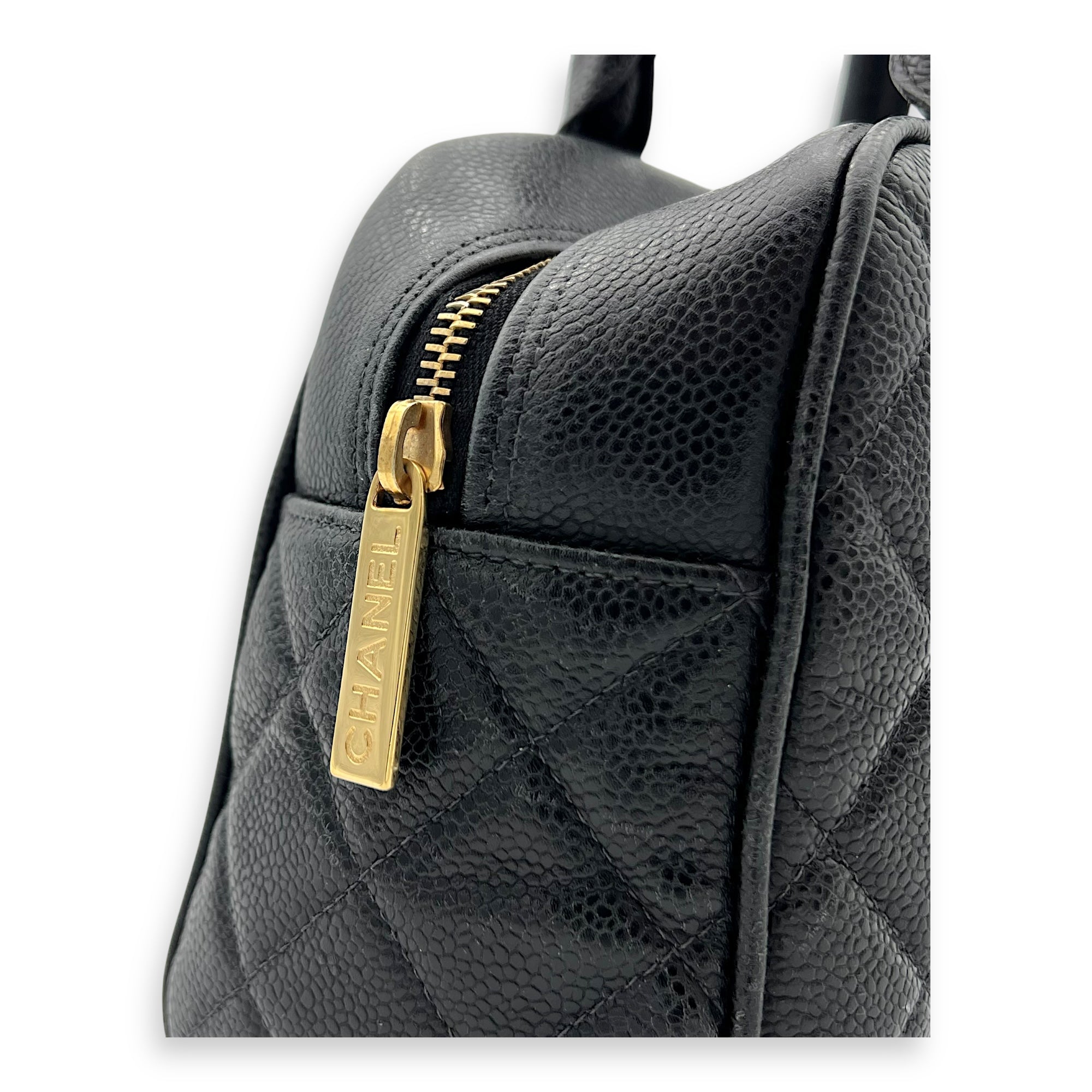 Vintage Top Handle Bag Black in Caviar Leather, Gold hardware - Image 7