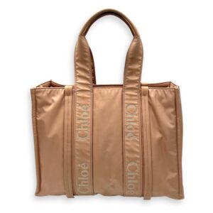 Woody Tote Bag Orange in Nylon