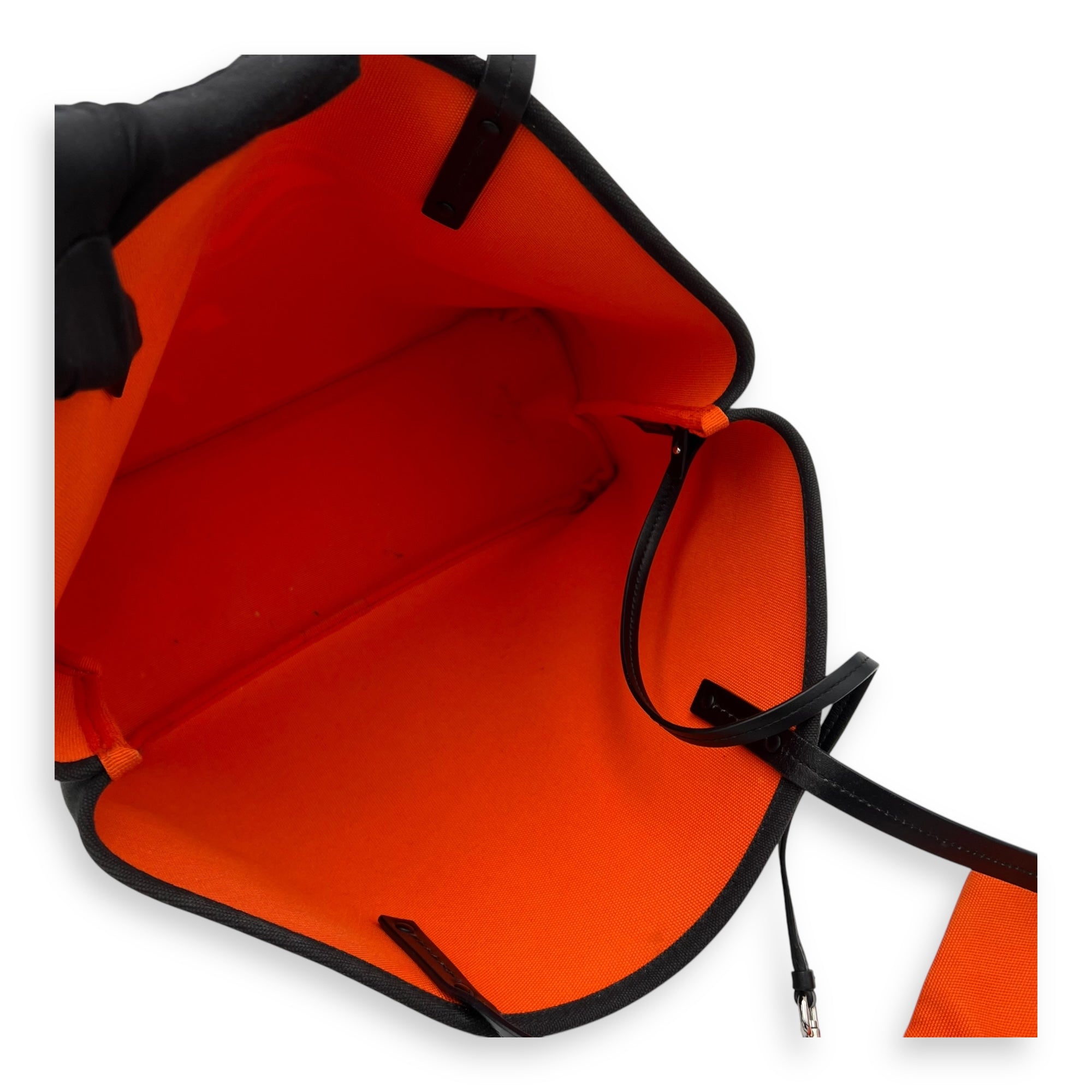 Canapa Tote Bag Black in Canvas - Image 8