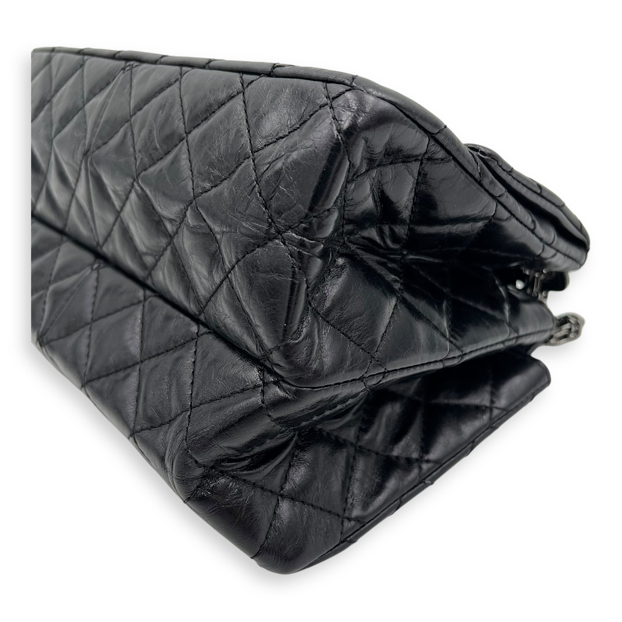 Double Vintage 2.55 Black Shoulder Bag in Calfskin, Ruthenium hardware - Image 9