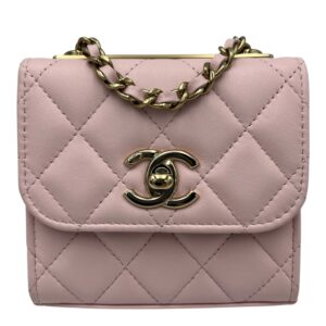 Trendy CC Wallet On Chain Pink in Lambskin, Gold hardware