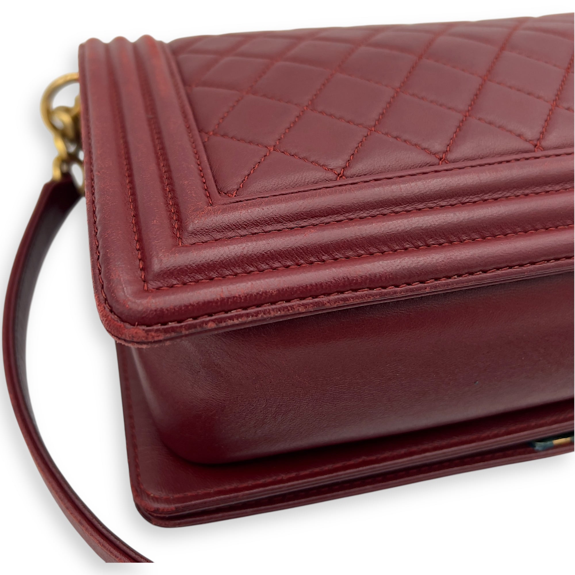 Boy Shoulder Bag Medium Red in Calfskin, Gold hardware - Image 14