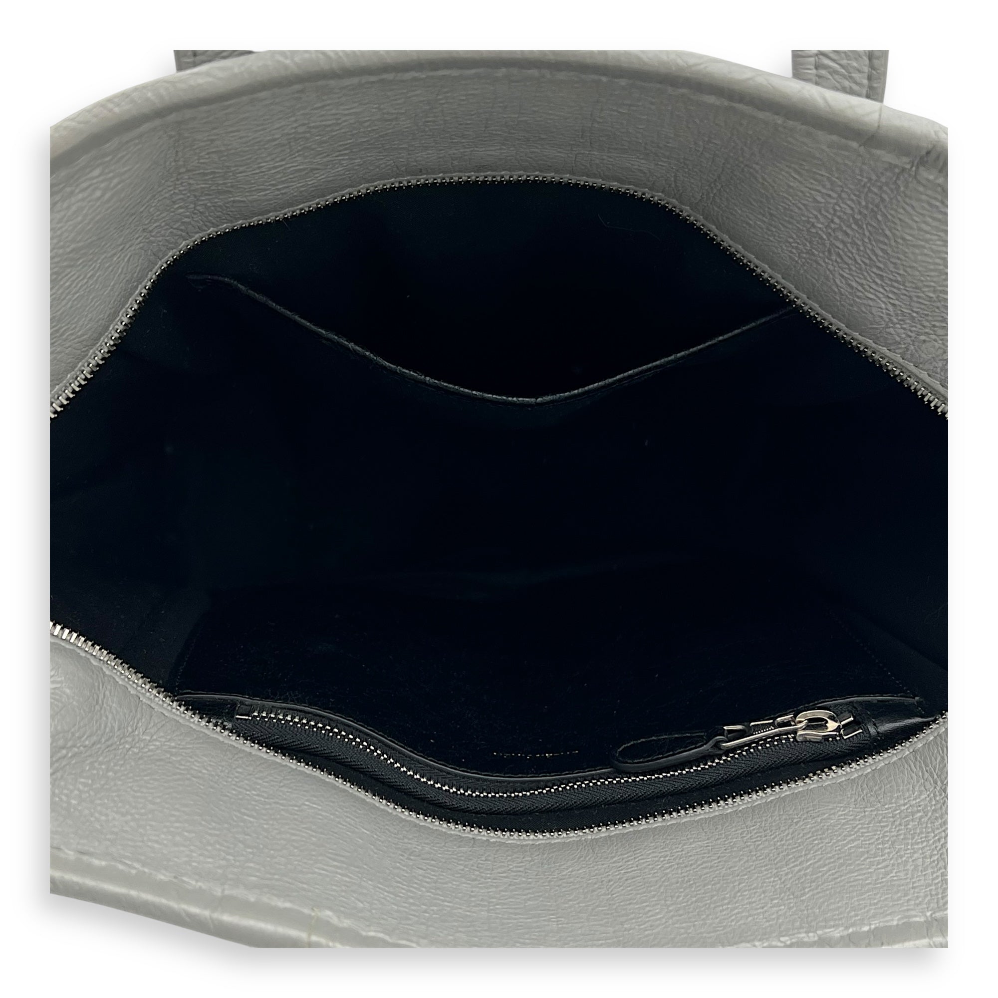 Bazaar Shopper Top Handle Bag Grey in Lambskin, Silver hardware - Image 7