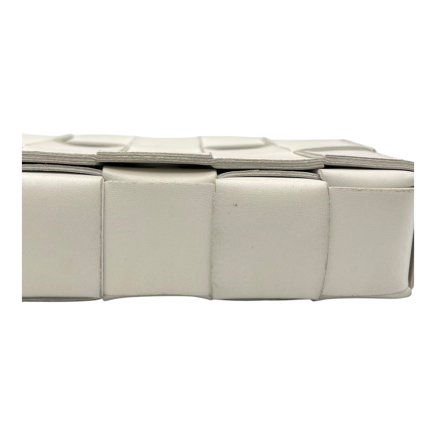 Cassette Crossbody Bag White in Calfskin, Silver hardware - Image 8