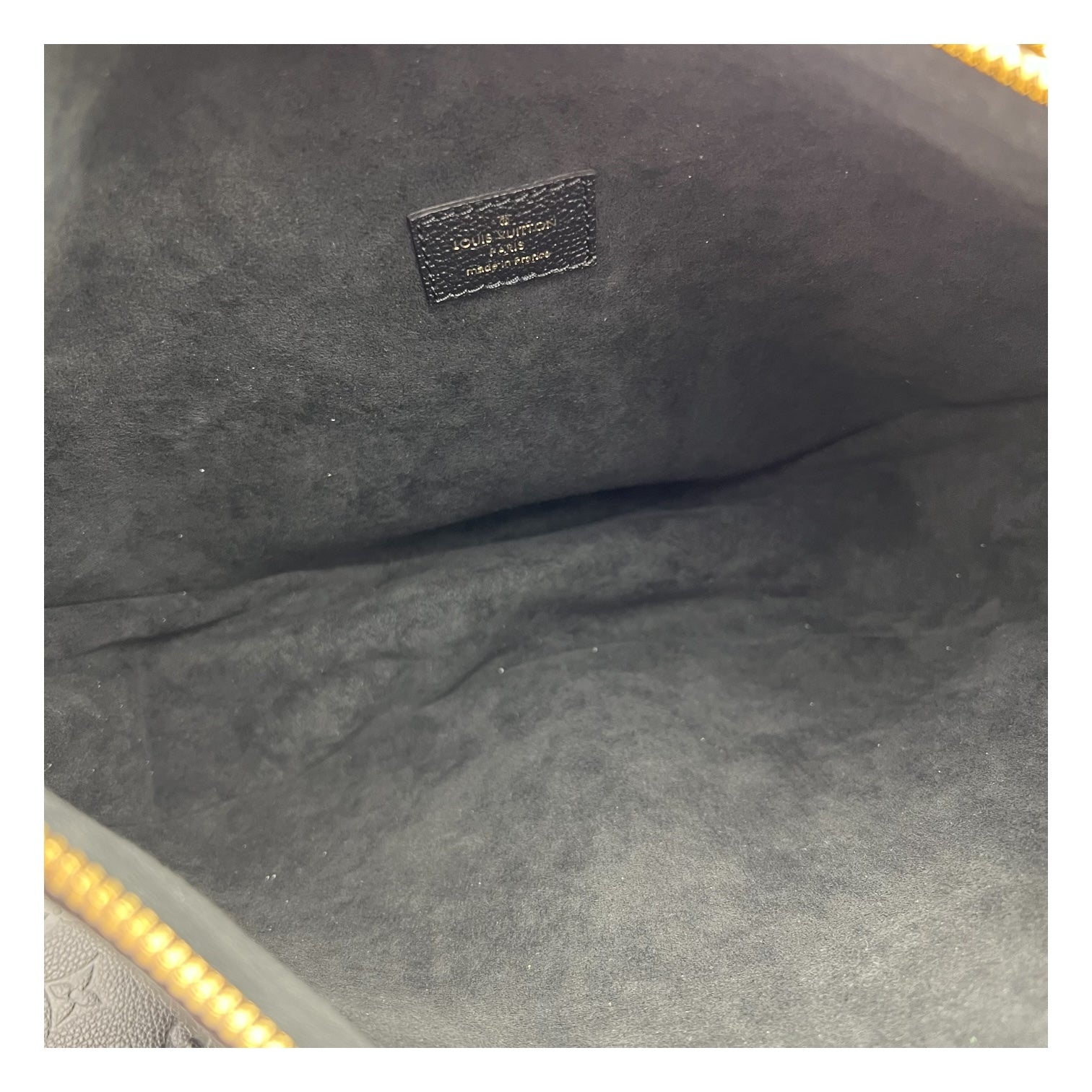 Loop Hobo Black Shoulder Bag in Empreinte Leather, Gold hardware - Image 7