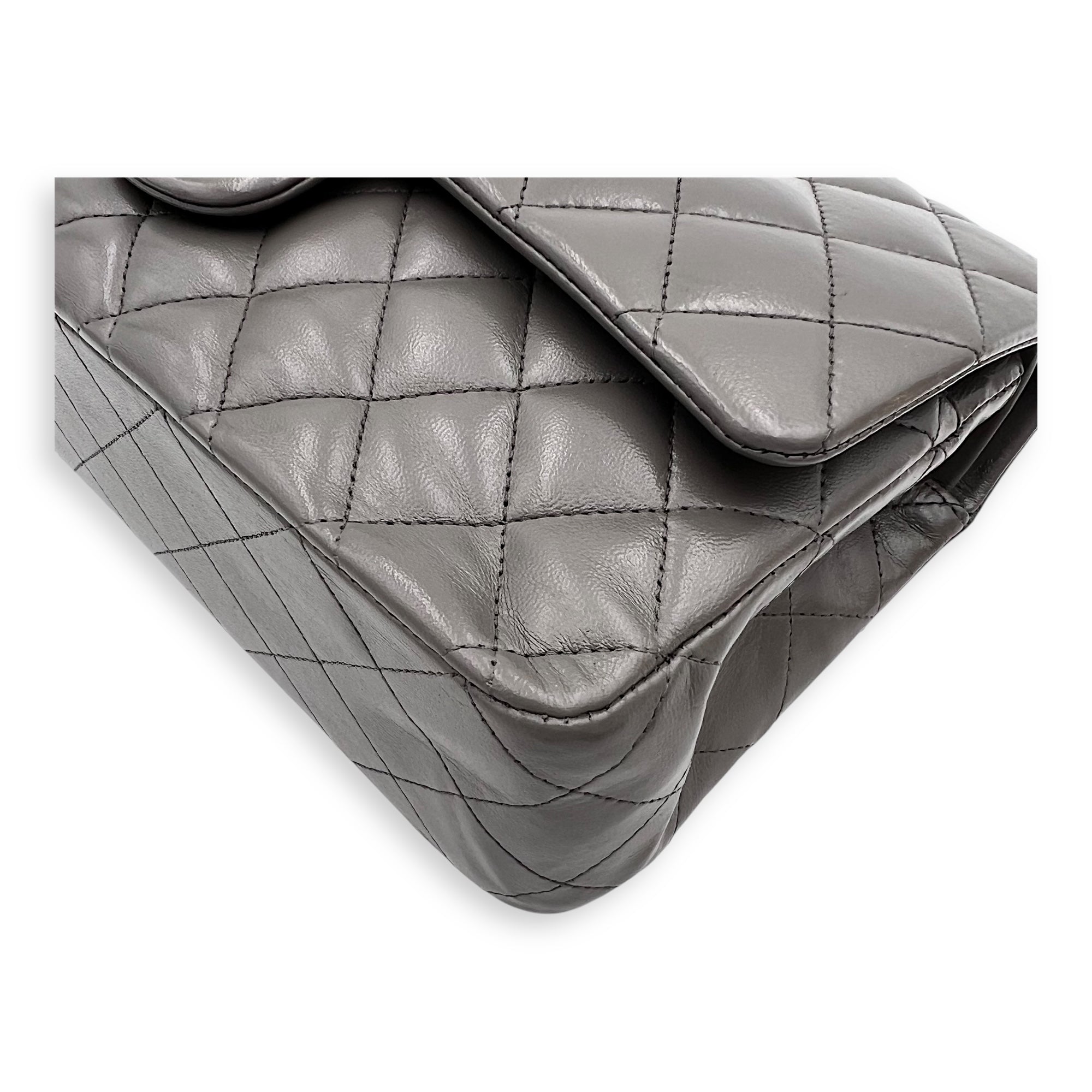 Classic Medium Grey (retouched) Shoulder Bag in Lambskin, Silver hardware - Image 7