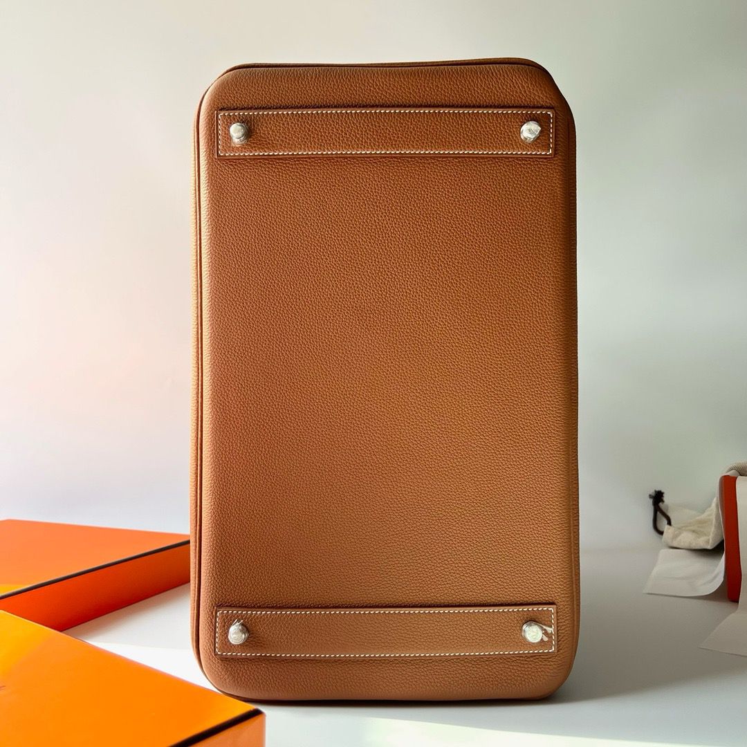 Hermes HAC Birkin 40 Handmade Bag in Gold Clemence Leather - Image 10