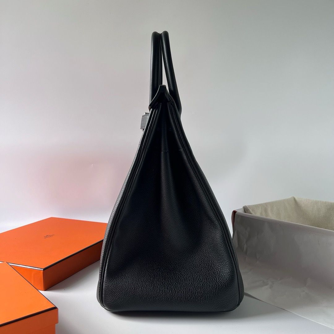 Hermes HAC Birkin 40 Handmade Bag in Black Clemence Leather - Image 3