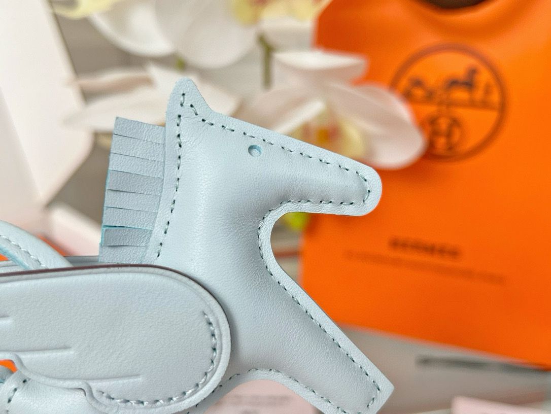 Hermes Rodeo Pegase PM Bag Charm in Blue Brume Lambskin - Image 5