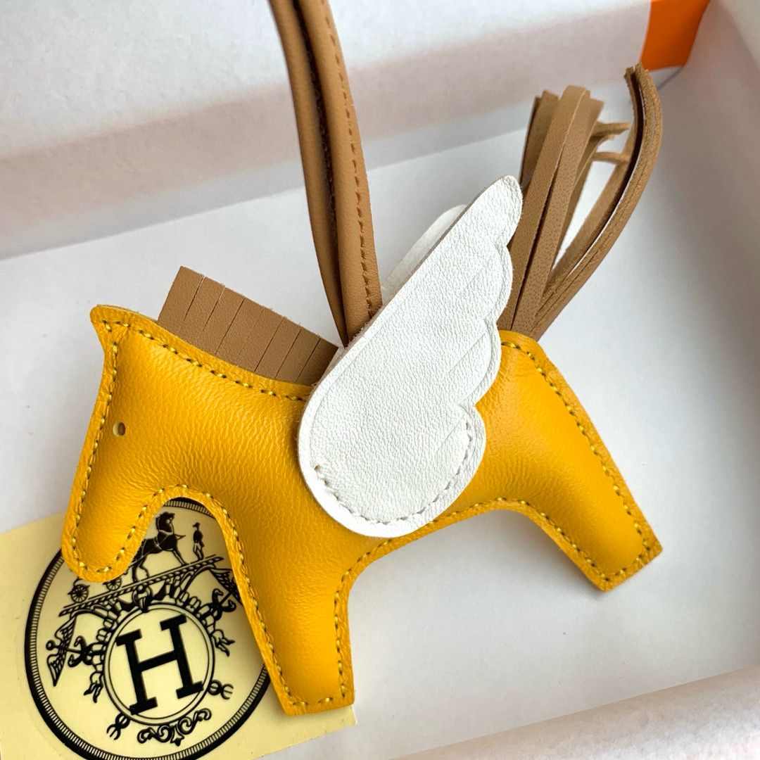 Hermes Rodeo Pegase PM Bag Charm in Yellow/Biscuit/Craie Lambskin - Image 5