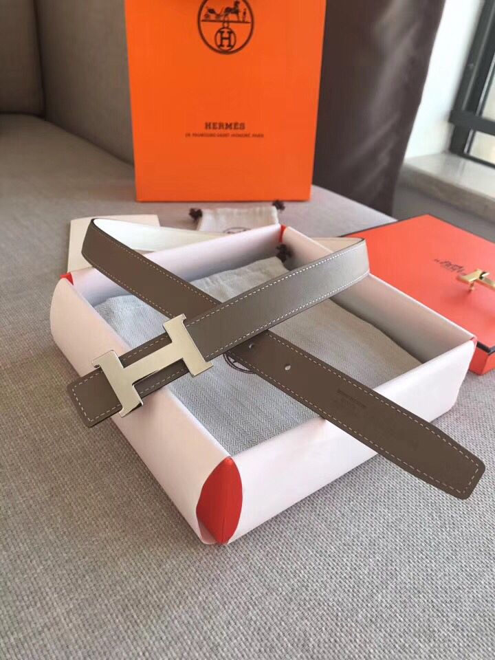 Hermes Mini Constance 24mm Reversible Belt Taupe/White - Image 8