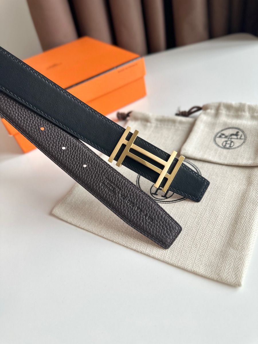 Hermes H au Carre Reversible Belt 32MM in Chocolate Clemence Leather - Image 4