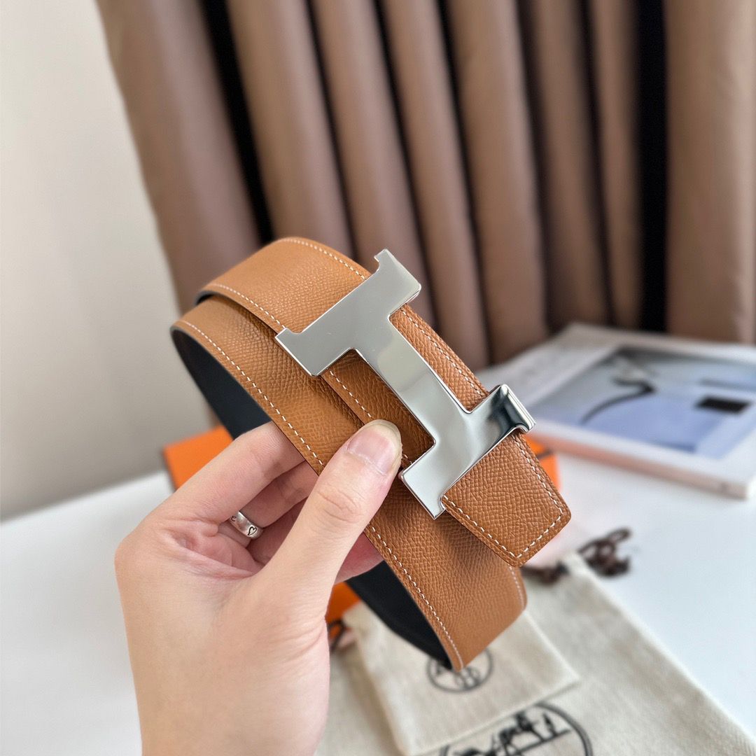 Hermes Constance Reversible Belt 38MM in Gold Epsom Calfskin - Image 5