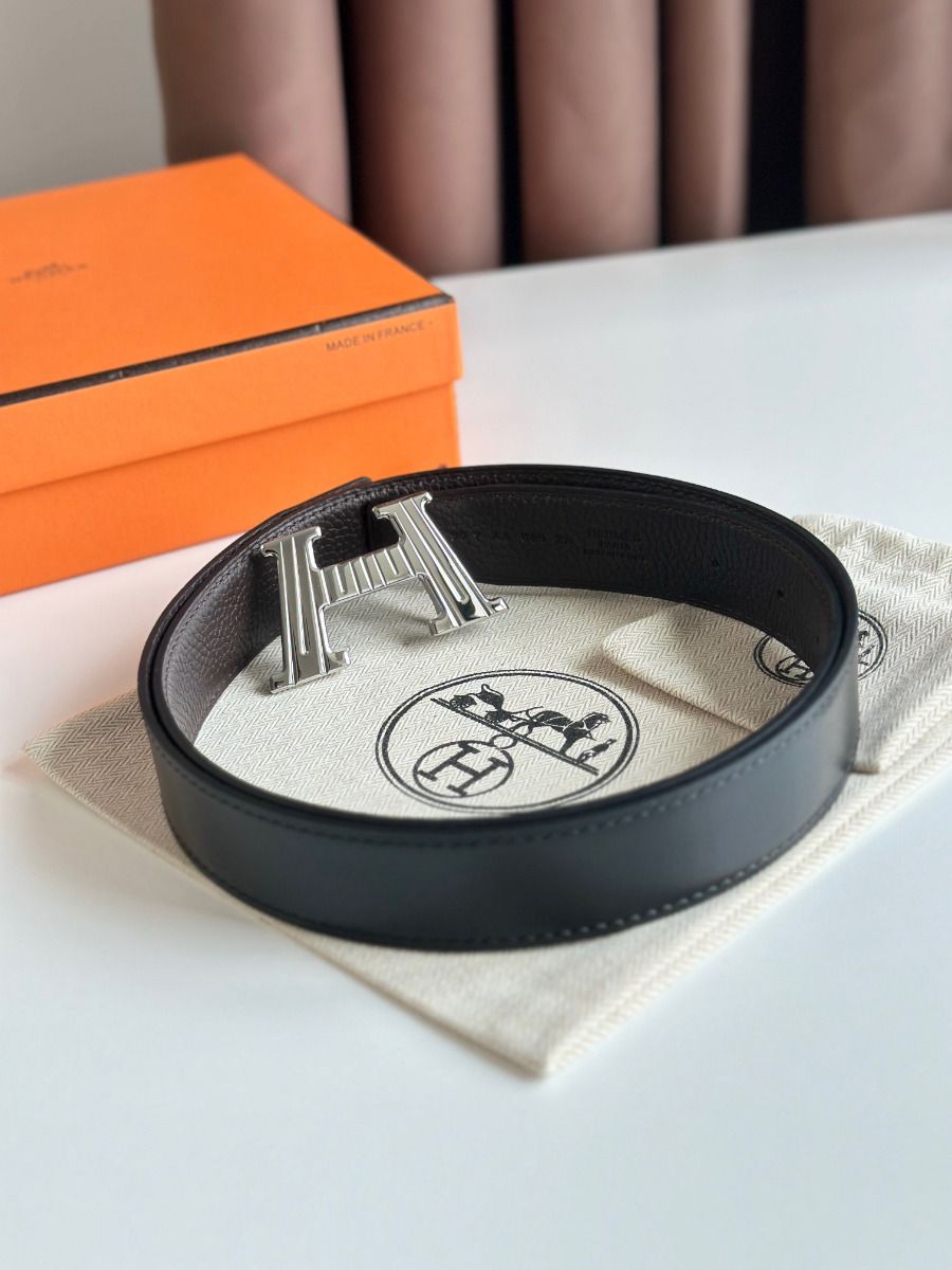 Hermes H Take Off Reversible Belt 32MM in Chocolate Clemence Leather - Image 6